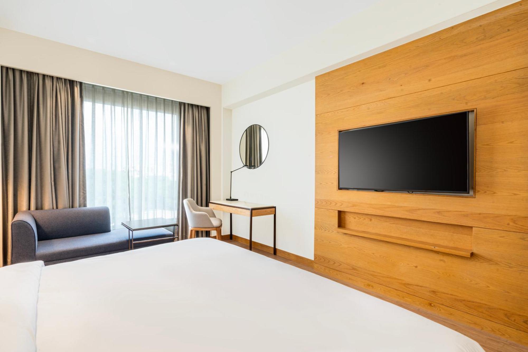 Radisson Hotel Vrindāvan Esterno foto
