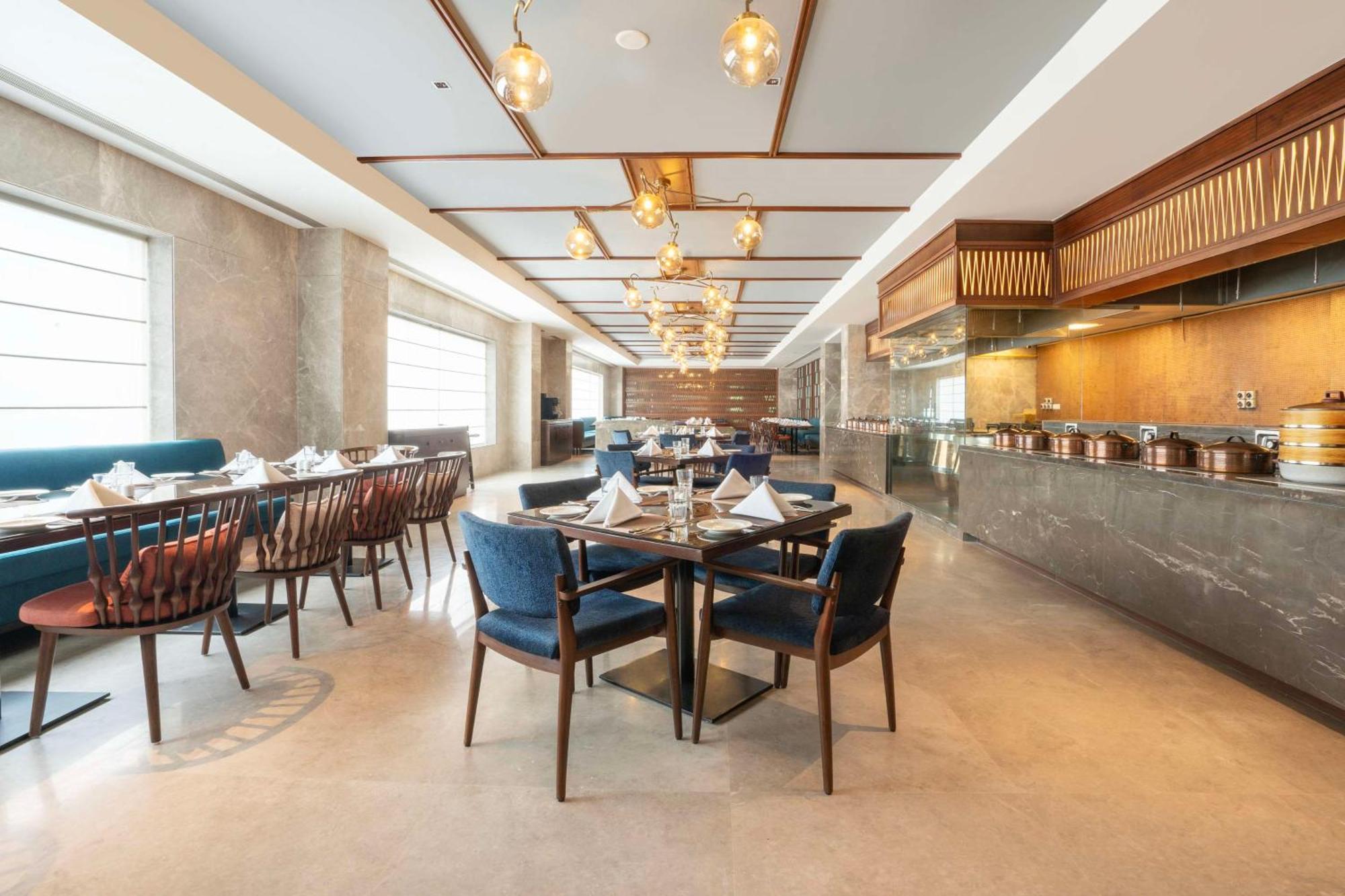 Radisson Hotel Vrindāvan Esterno foto